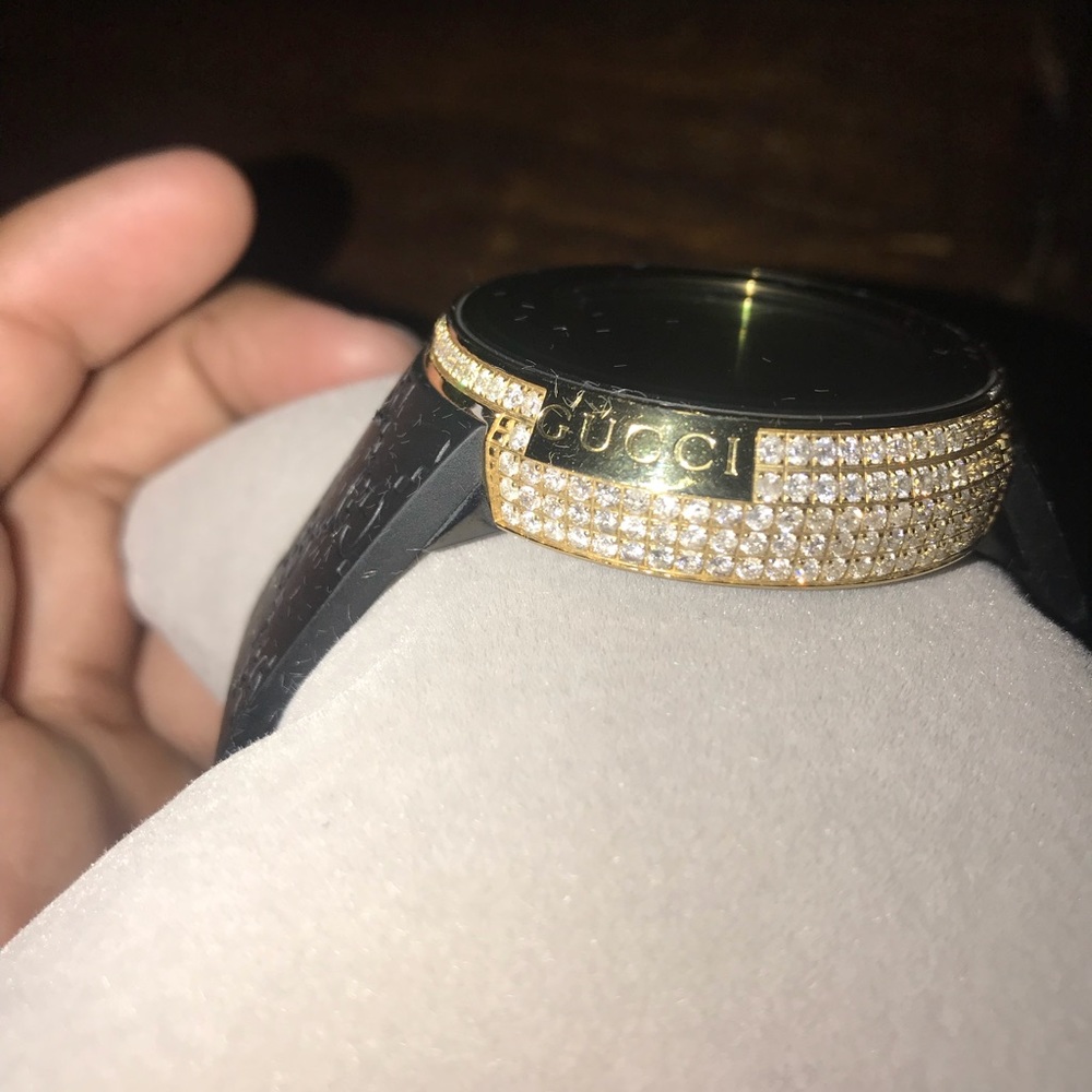 Gucci digital watch - Picture 2 of 4